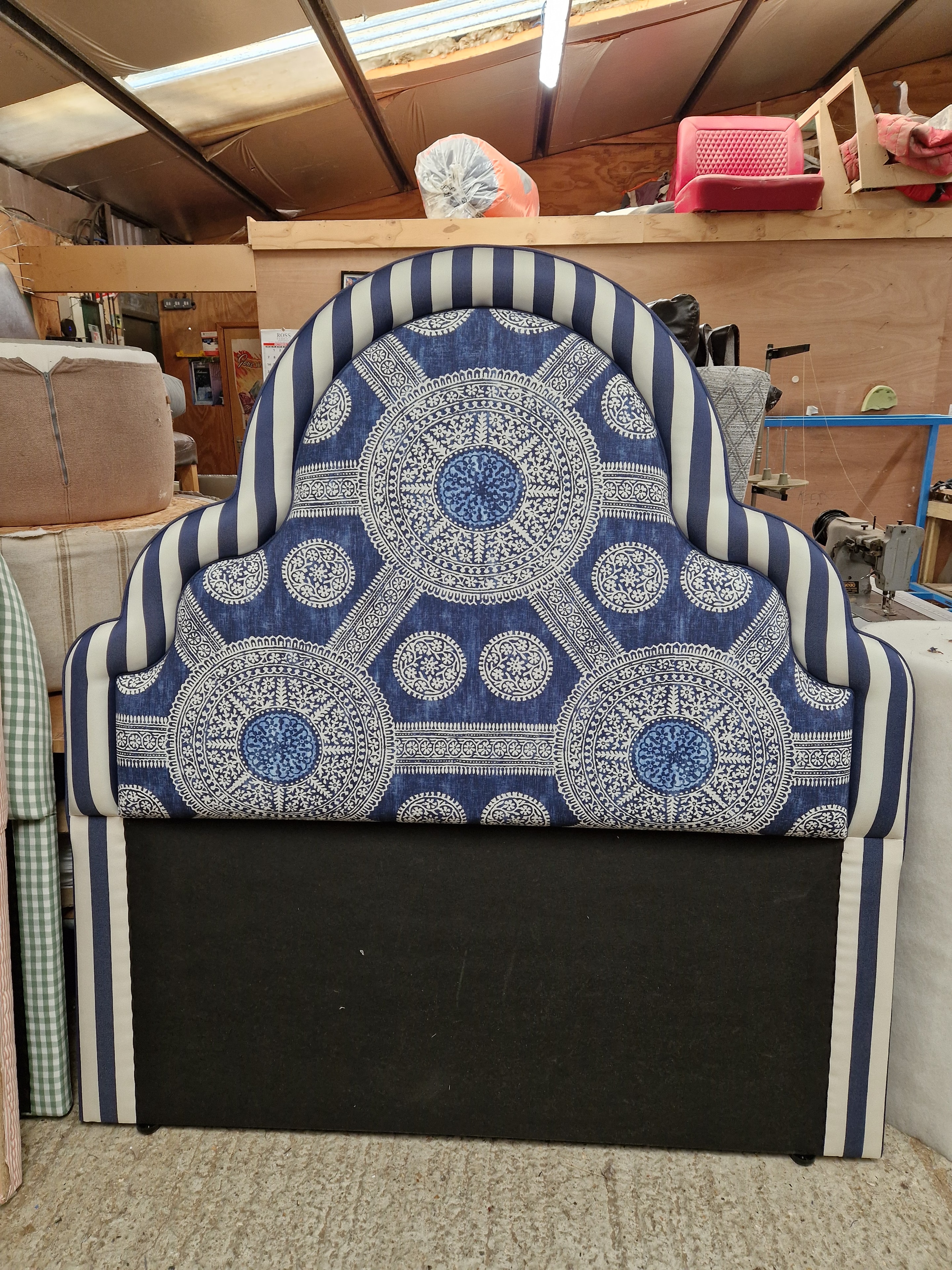 Arched headboard — blue medallion